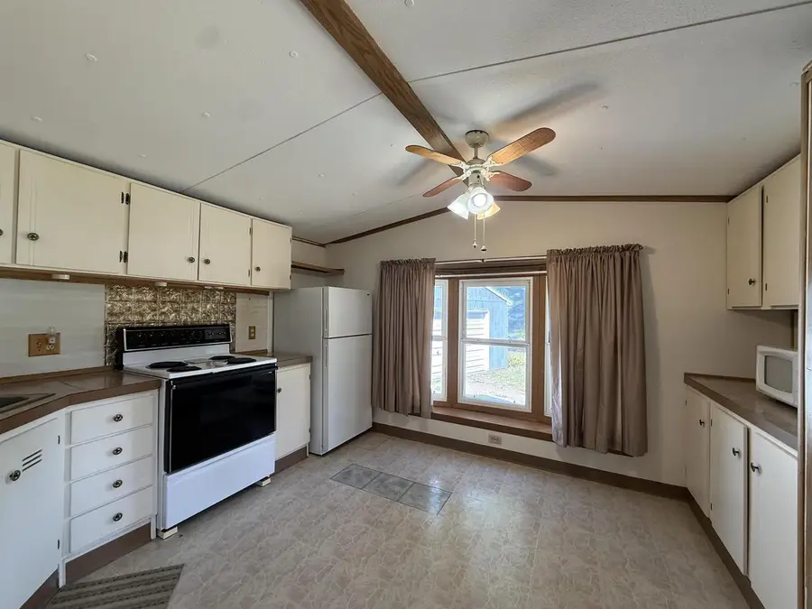 1086 Chicago Road, Friendship, WI 53934 - #3