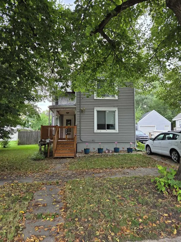 418 S Academy Street, Janesville, WI 53548