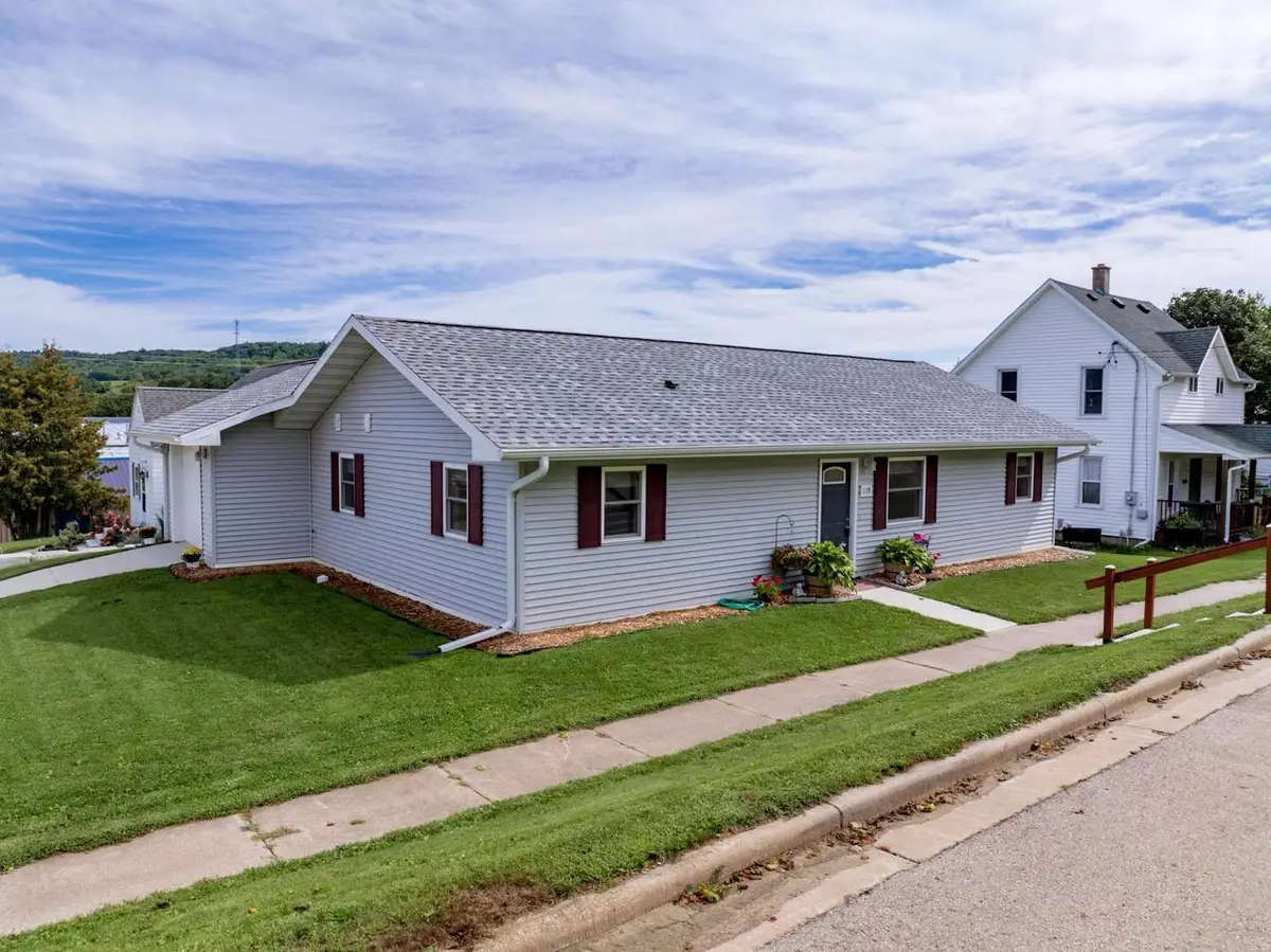 119 W Hall Street, Kendall, WI 54638 - #1