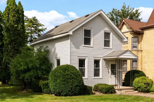 111 E Carroll Street, Portage, WI 53901