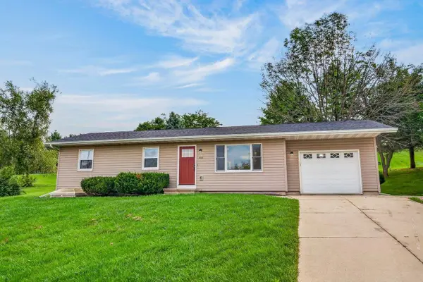 505 Kari Krest, Barneveld, WI 53507
