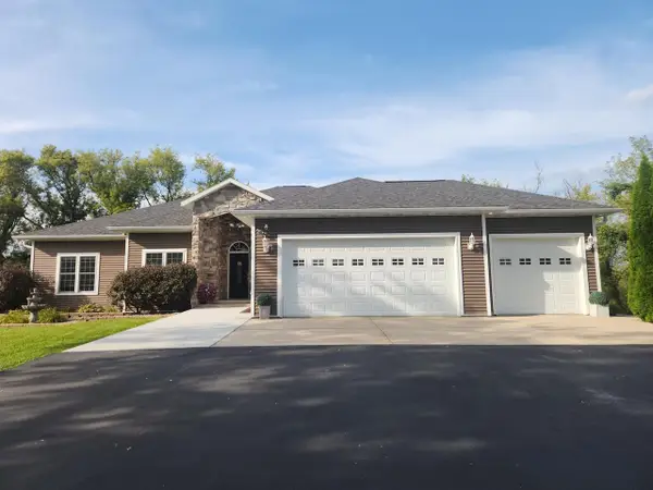 E9722 N Reedsburg Road, Reedsburg, WI 53959