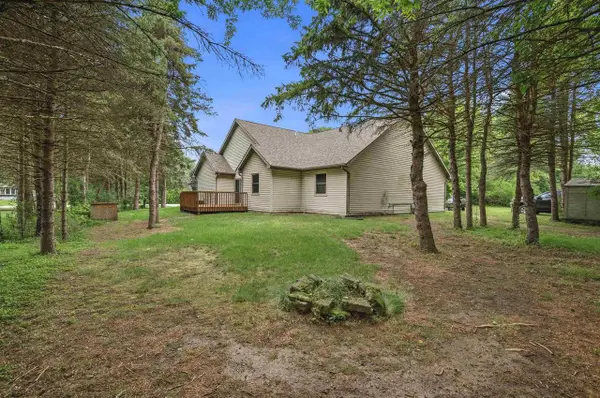 N4524 Wolff Road, Cambridge, WI 53523
