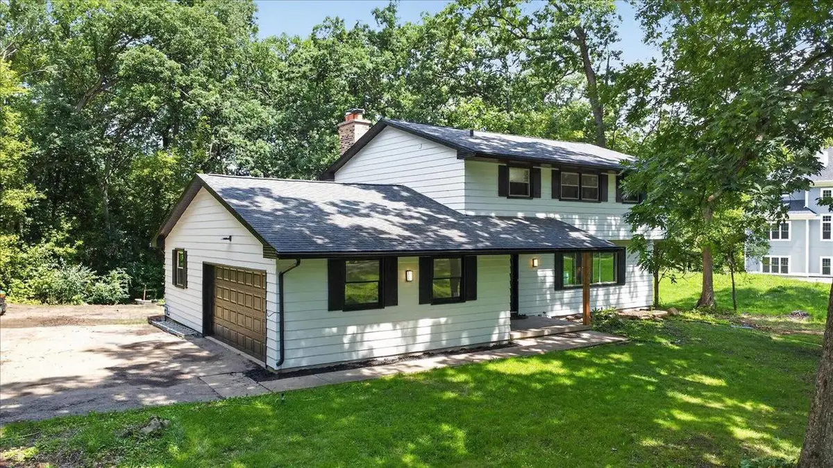 2658 Oak Crest Circle, Sun Prairie, WI 53590 - #1