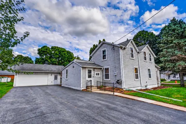 352 S BIRDSEY Street, Columbus, WI 53925