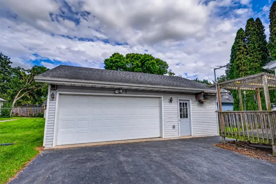 352 S BIRDSEY Street, Columbus, WI 53925 - #2