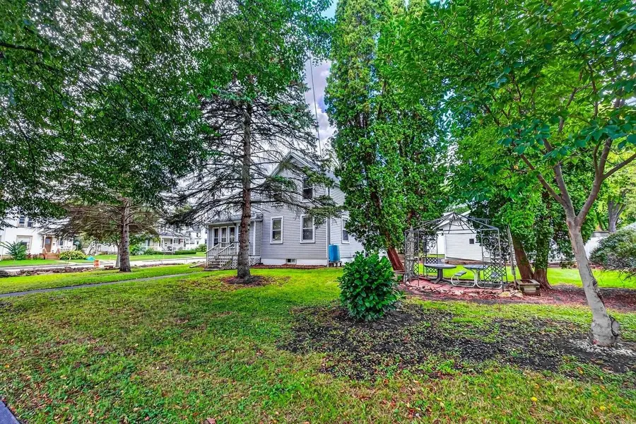 352 S BIRDSEY Street, Columbus, WI 53925 - #3