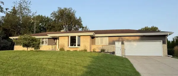 2611 Golf Vu Court, Monroe, WI 53566