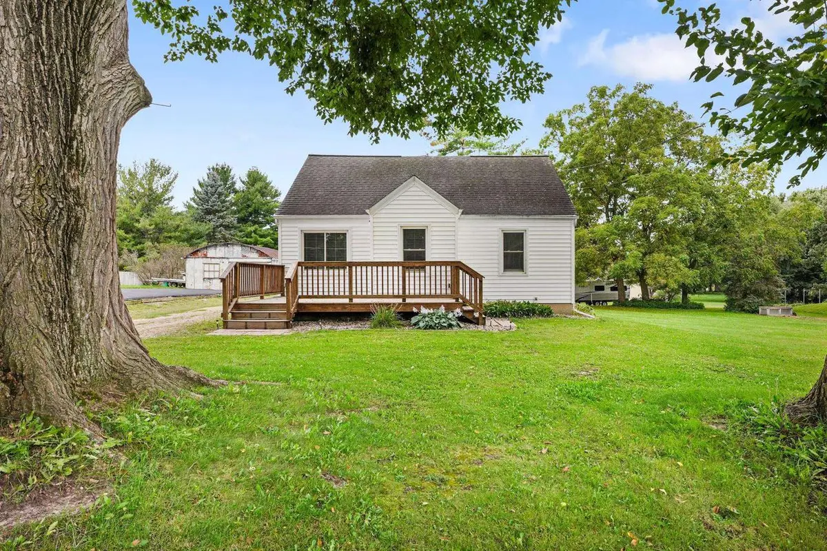 6281 Portage Road, Deforest, WI 53532 - #1