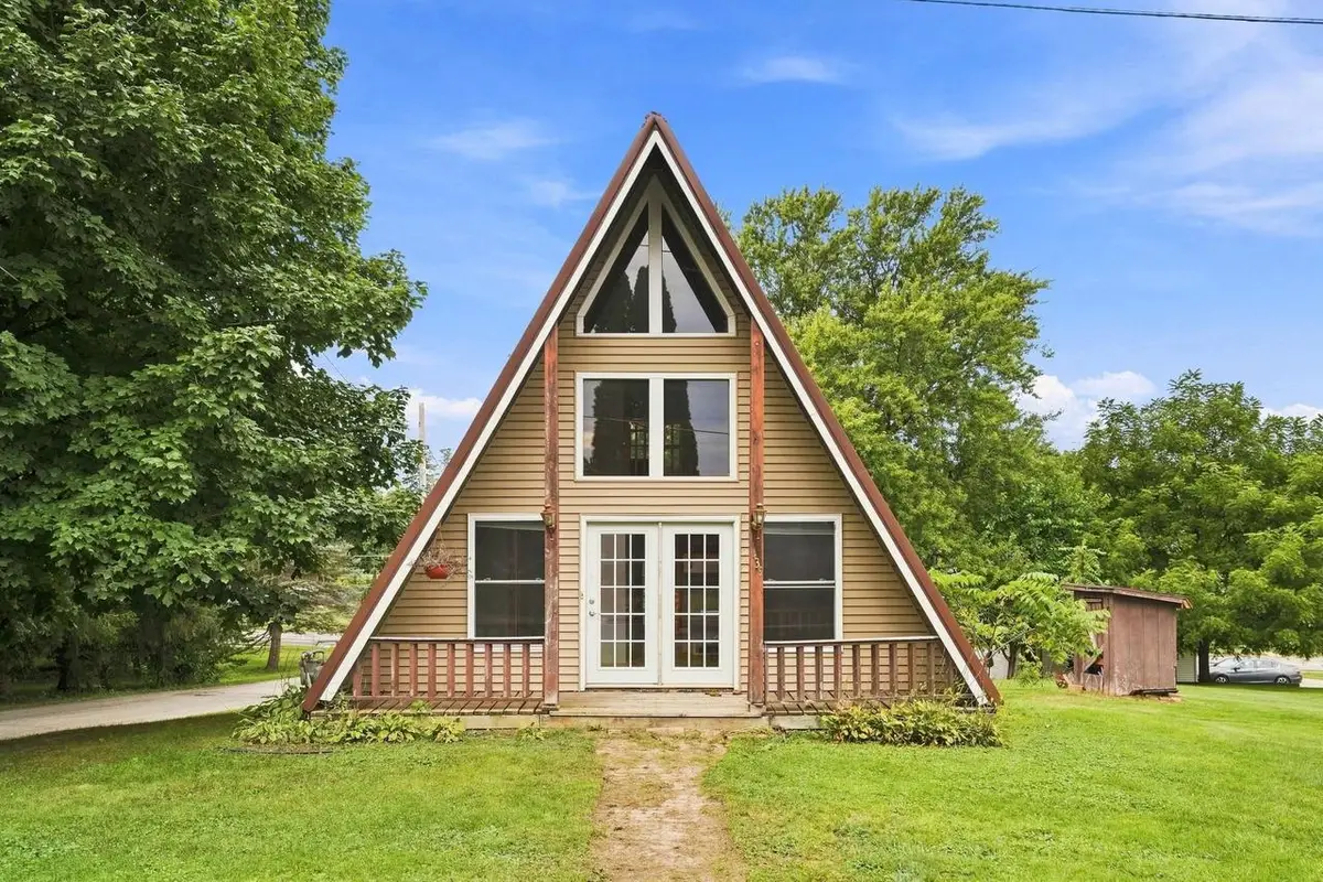 439 S Sidney Street, Shullsburg, WI 53586 - #1