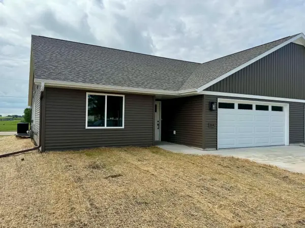 214 Danielle Drive, Randolph, WI 53956