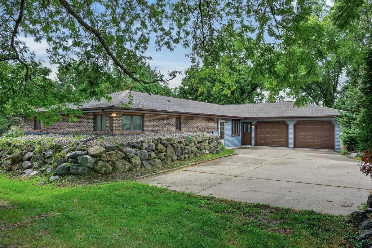 5009 Cottage Grove Road, Madison, WI 53716 - #1