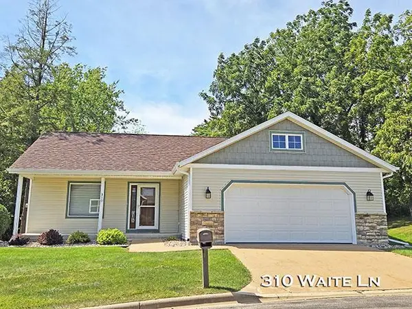 310 Waite Lane, Platteville, WI 53818