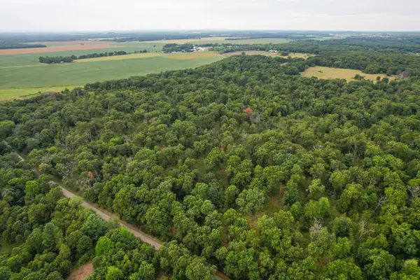 000 Fur Drive, Wisconsin Dells, WI 53965
