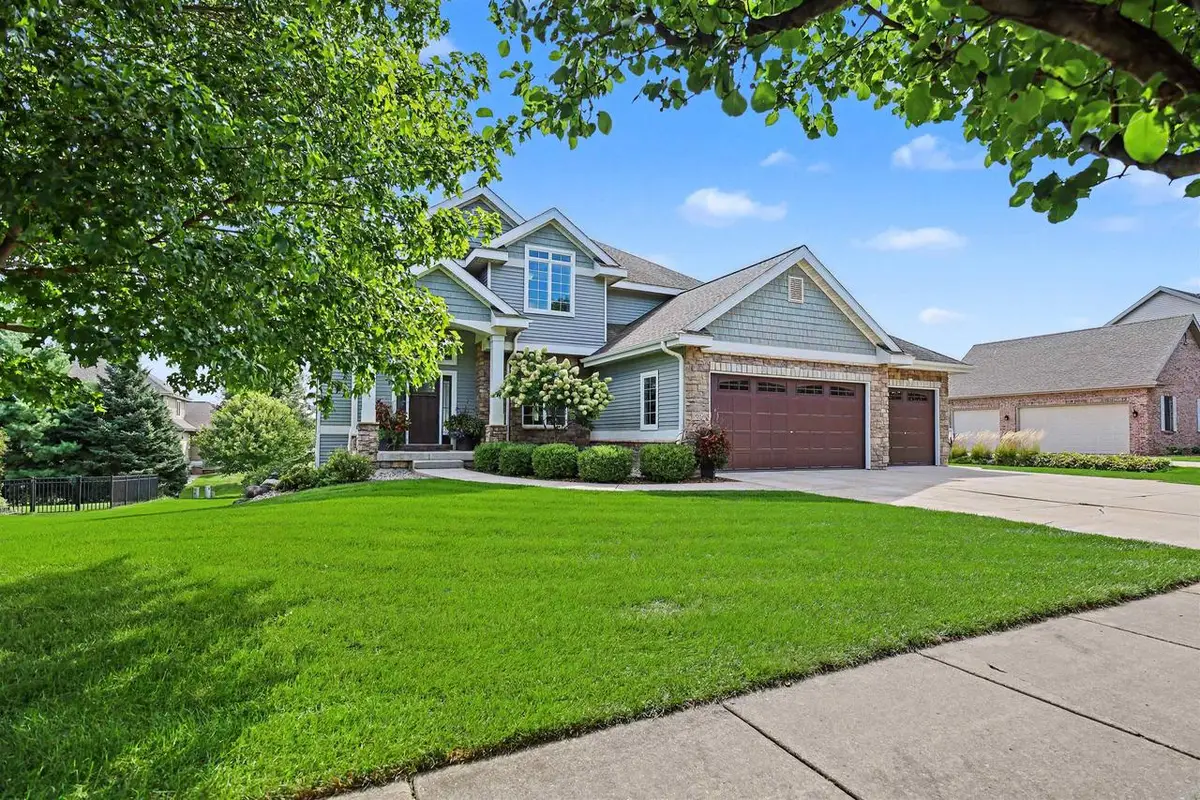 2022 Foggy Mountain Pass, Waunakee, WI 53597 - #1
