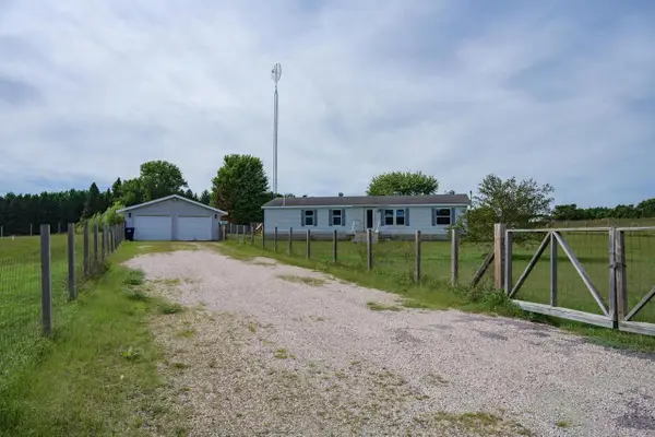3167 W 13th Lane, Wisconsin Dells, WI 53965