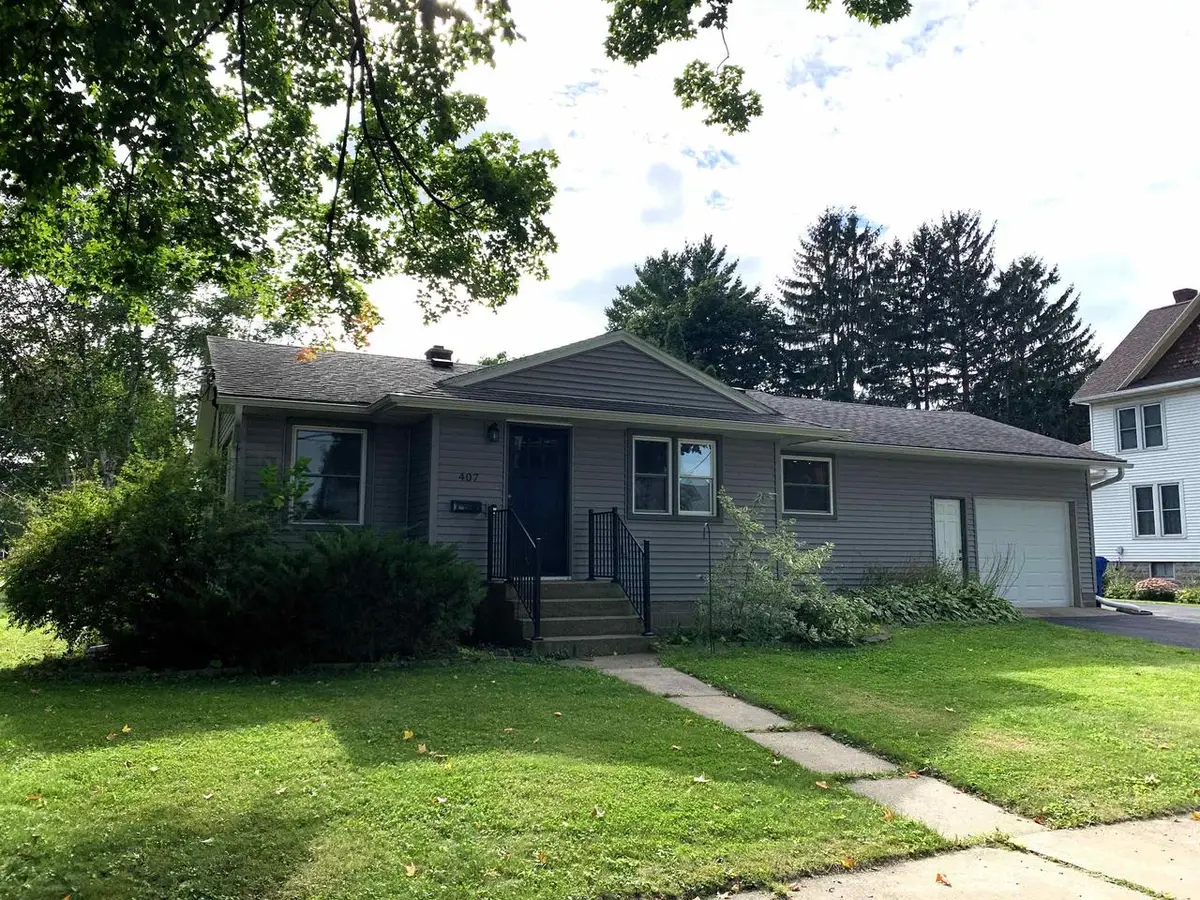 407 W Harrison Street, Columbus, WI 53925 - #1