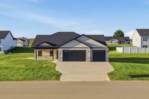325 Model Road, Cuba City, WI 53807