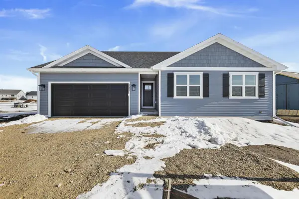 325 Dahlia Drive, Stoughton, WI 53589