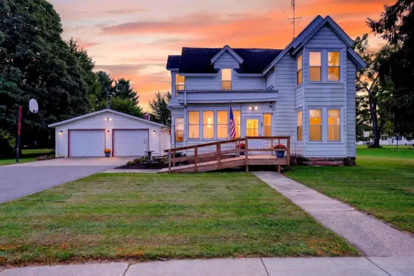 300 W Madison Street, Spring Green, WI 53588