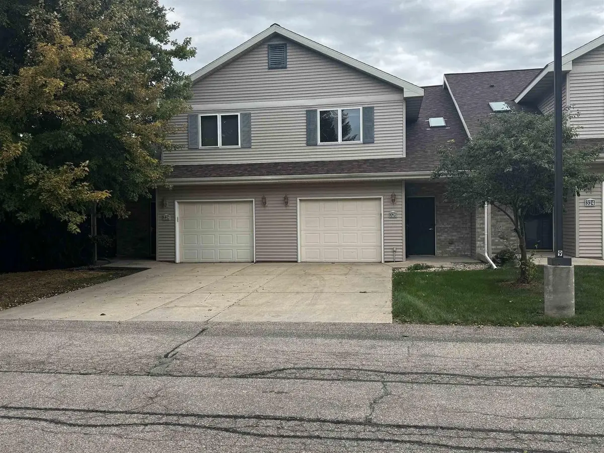 326 Alpine Meadows Circle, Oregon, WI 53575 - #1
