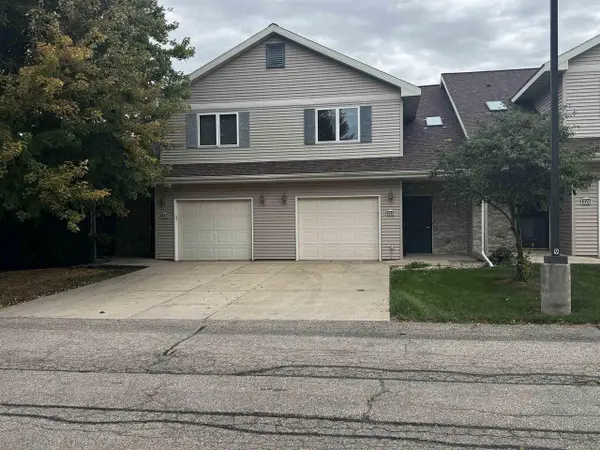 326 Alpine Meadows Circle, Oregon, WI 53575