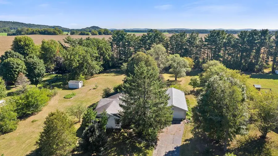 S9612 Center Street, Prairie Du Sac, WI 53578 - #2