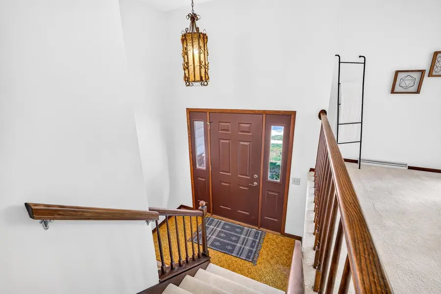 610 Walnut Grove Drive, Madison, WI 53717 - #3