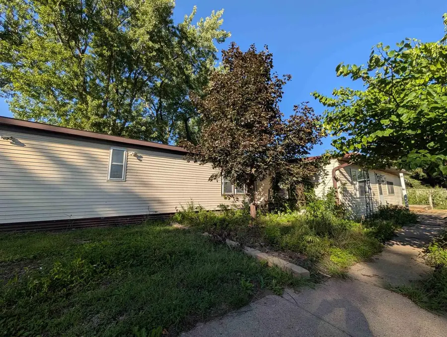 38005 Hwy 18 Street, Prairie Du Chien, WI 53821 - #3