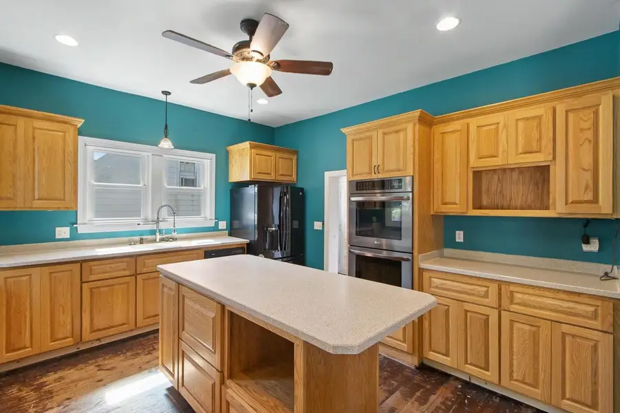 821 Ash Street, Baraboo, WI 53913 - #3