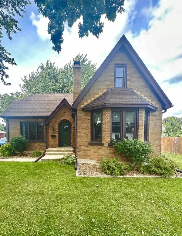 506 N Clark Street, Horicon, WI 53032