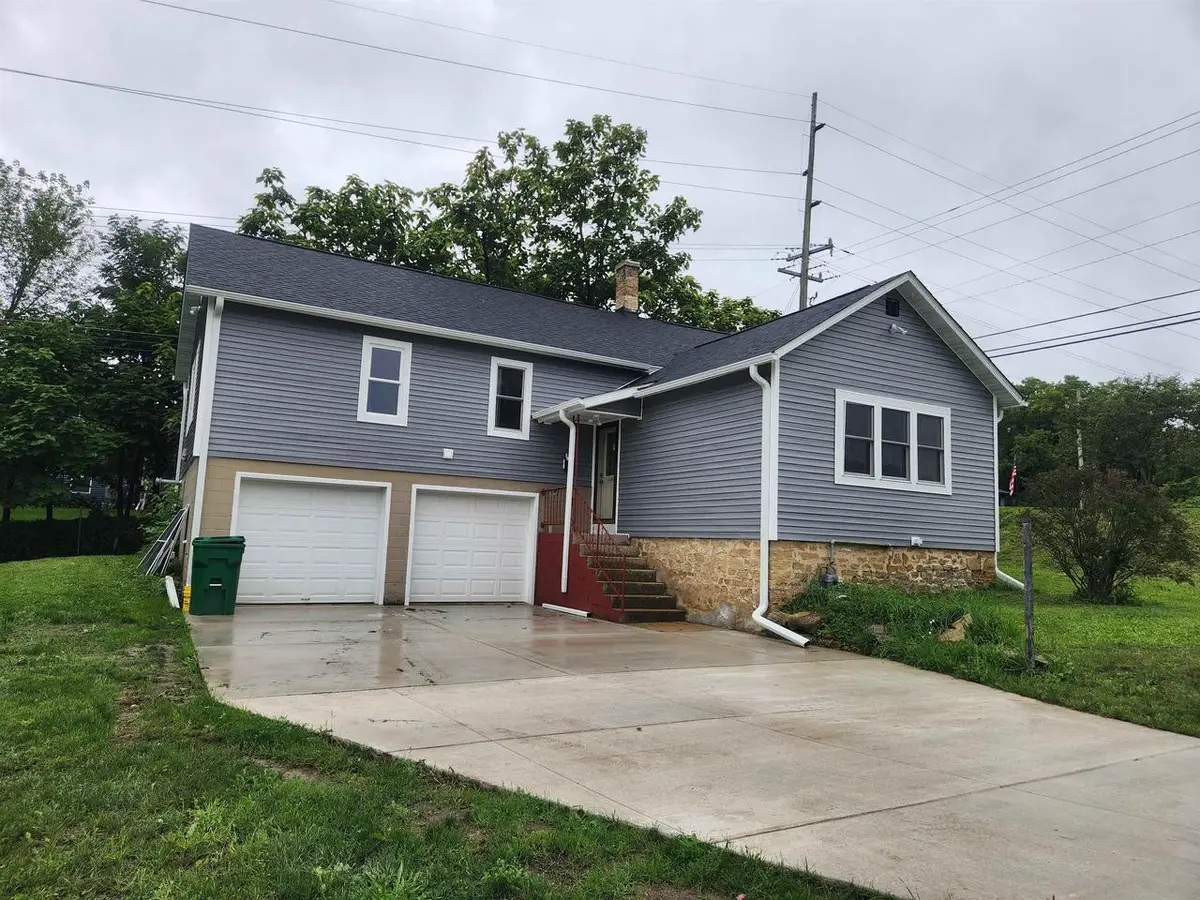 402 Lord Street, Edgerton, WI 53534 - #1