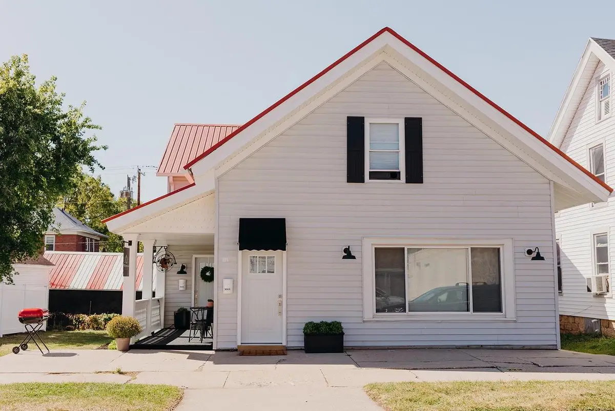 1315 15th Avenue, Monroe, WI 53566 - #1