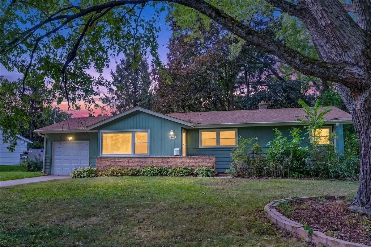 5809 Thrush Lane, Madison, WI 53711 - #1