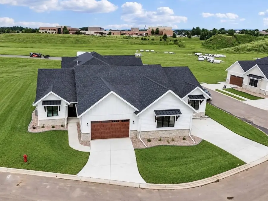 135 Goldenrod Way #Lt18, Prairie Du Sac, WI 53578 - #2