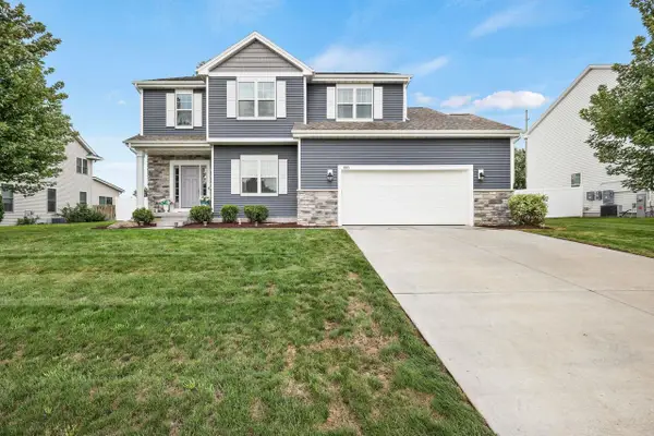 803 Liliana Terrace, Oregon, WI 53575