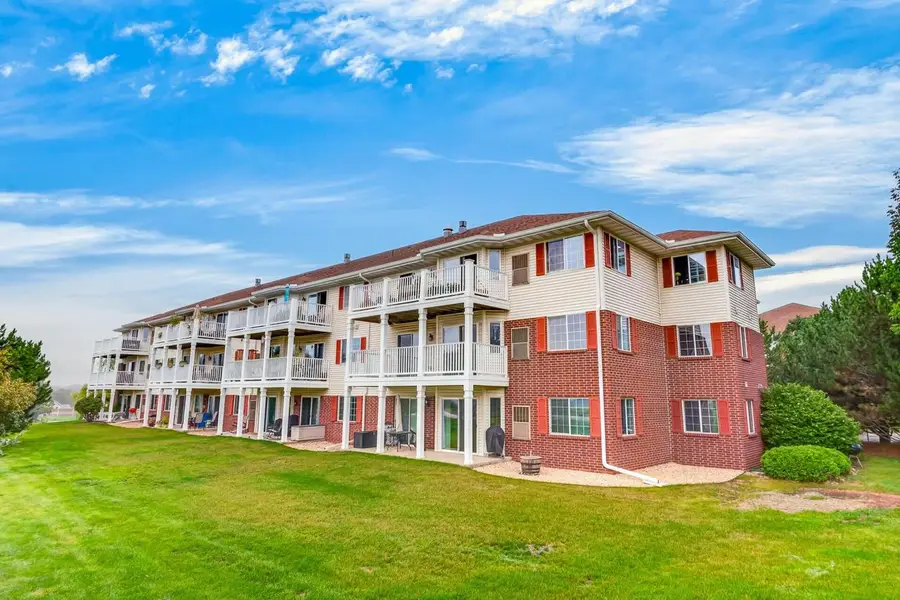 1634 Kings Mill Way #202, Madison, WI 53718 - #3
