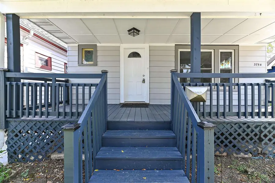 3754 S Rutland Avenue, Saint Francis, WI 53235 - #3