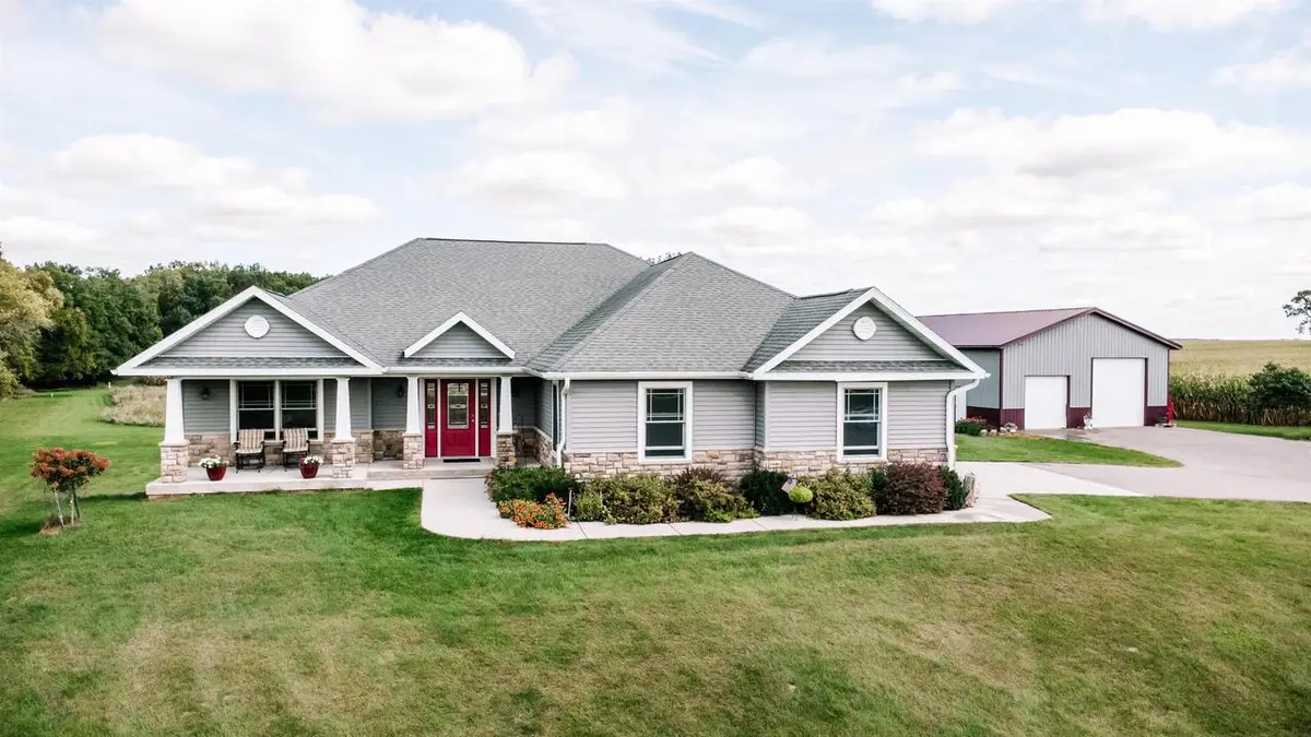 N3950 HWY 146, Fall River, WI 53932 - #1
