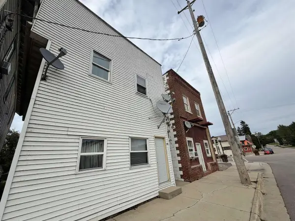 105 W Main Street, Cazenovia, WI 53924