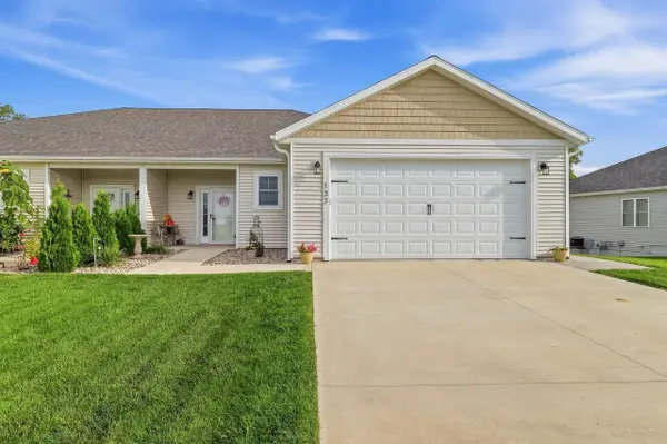 137 Linden Lane, Fox Lake, WI 53933