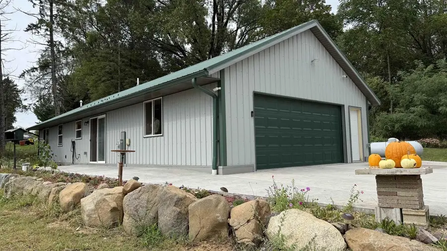 334 County Road A, Oxford, WI 53952 - #2