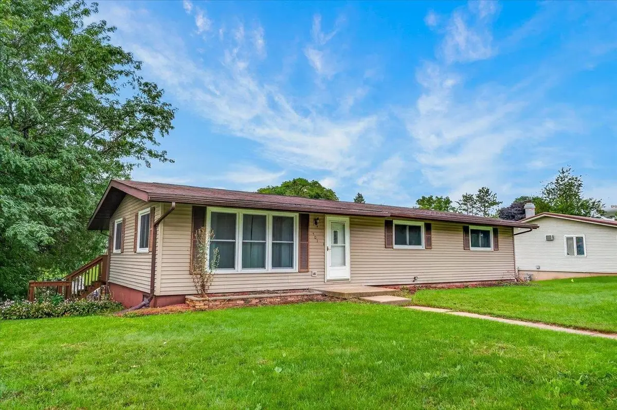 501 W North Street, Dodgeville, WI 53533 - #1
