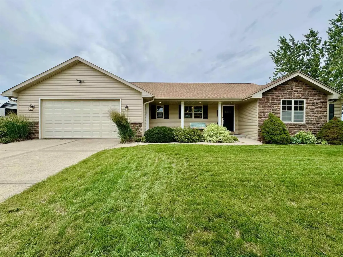 219 N Water Street, Evansville, WI 53536 - #1