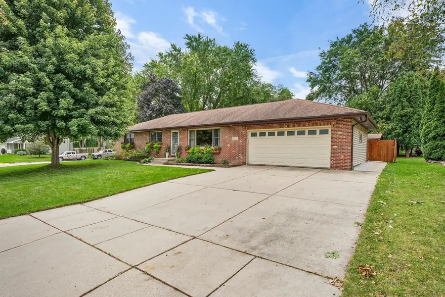 1205 Wexford Drive, Waunakee, WI 53597 - #3