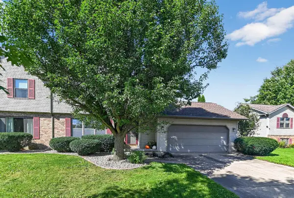 818 Edgemore Drive, Sun Prairie, WI 53590