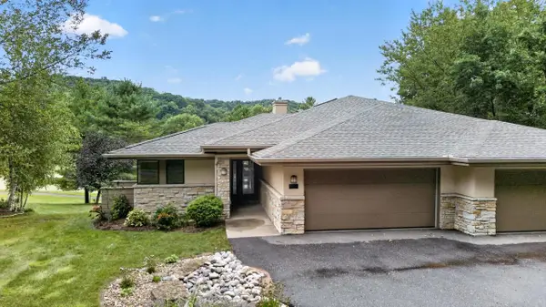 111 Aspen Glen Drive, Spring Green, WI 53588