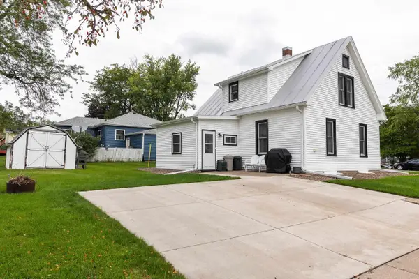 910 N Court Street, Platteville, WI 53818