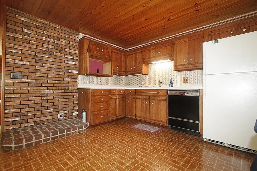 3147 2nd Court, Oxford, WI 53952 - #2