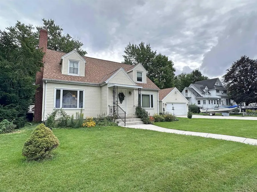 22 N Pine Street, Janesville, WI 53548 - #2